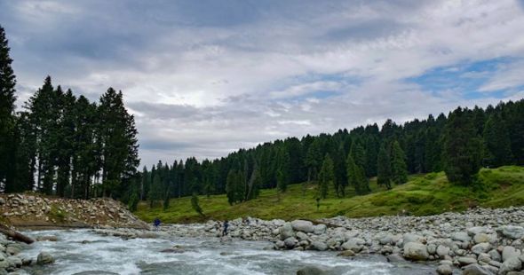Doodhpathri Kashmir 9 days and 8 nights package